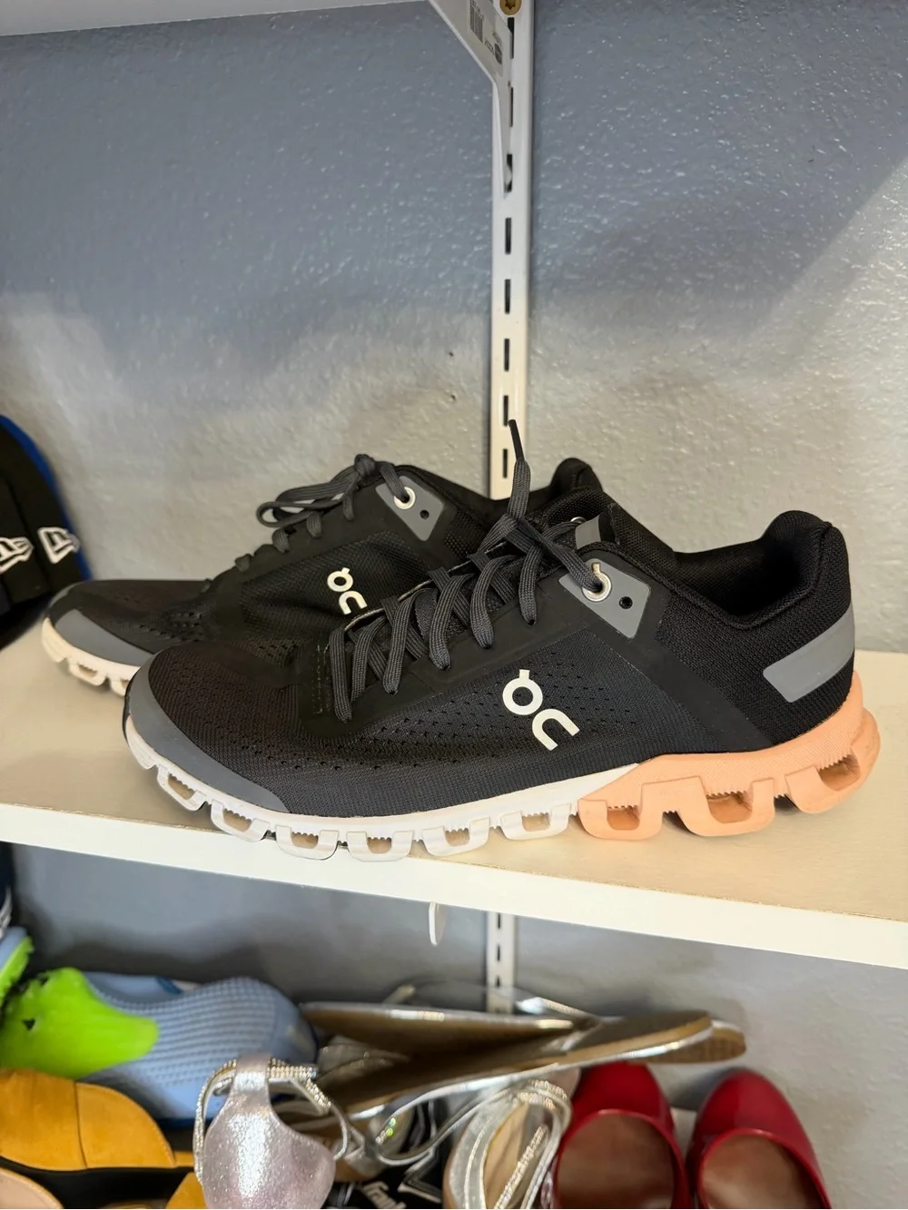 On Cloud Women's Black Peach Athletic Running Shoes - Picture 1 of 7